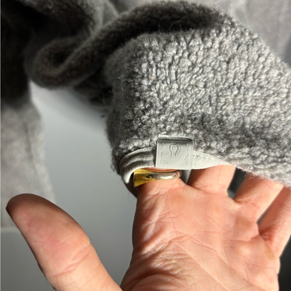 Lululemon Tundra Trek Full Zip Hooded Jacket Size Small - Picture 5 of 5